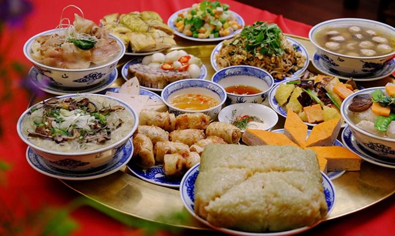 bày bàn thờ ngày tết