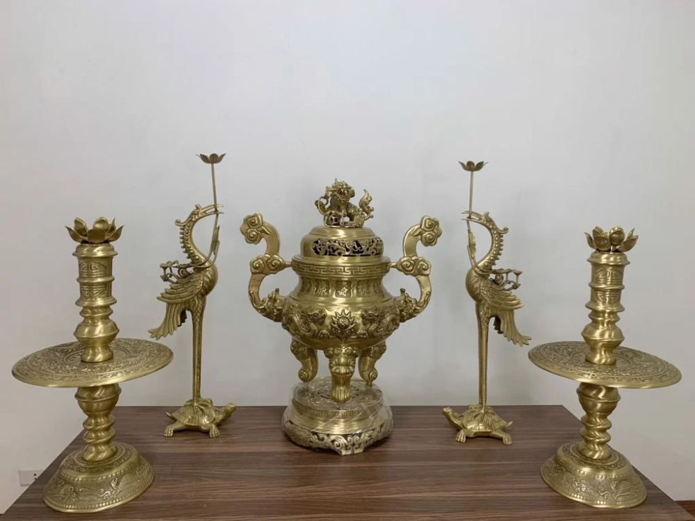 đồ thờ bằng đồng