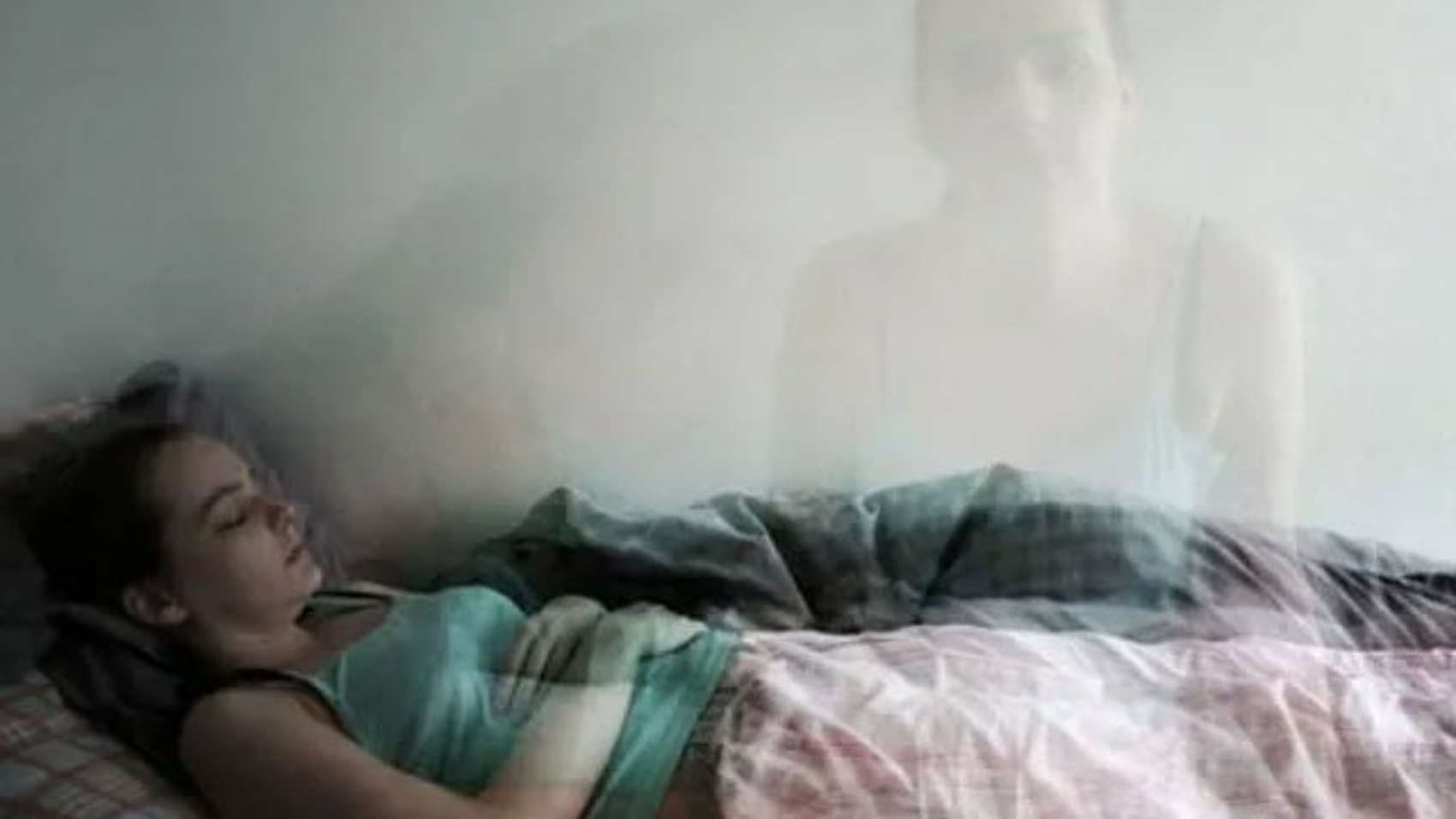 nằm mơ thấy người chết sống lại nói chuyện