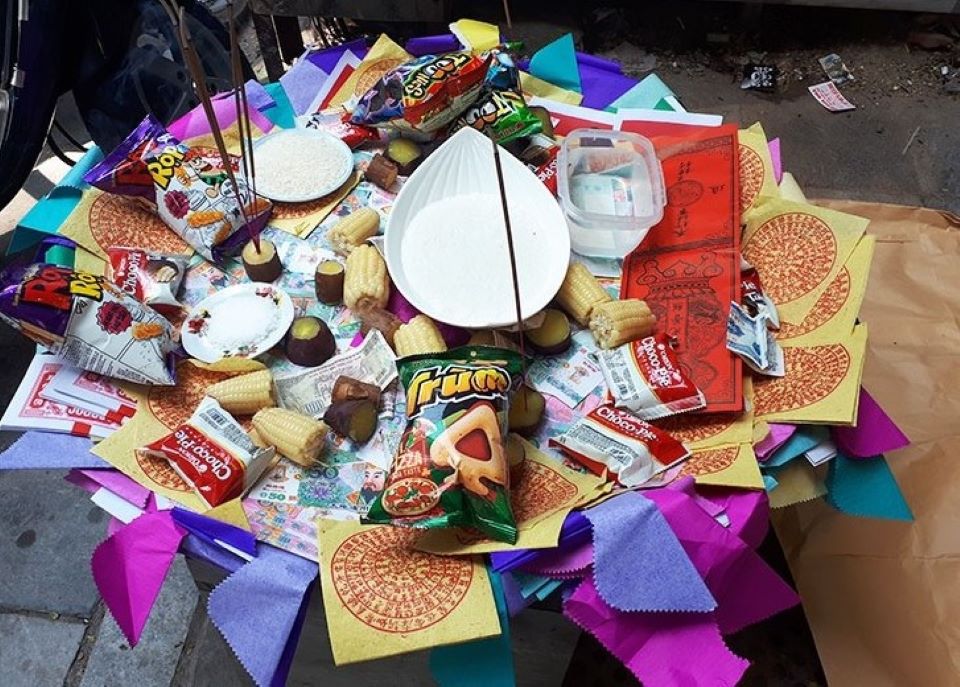 Cách cúng chúng sinh tại nhà