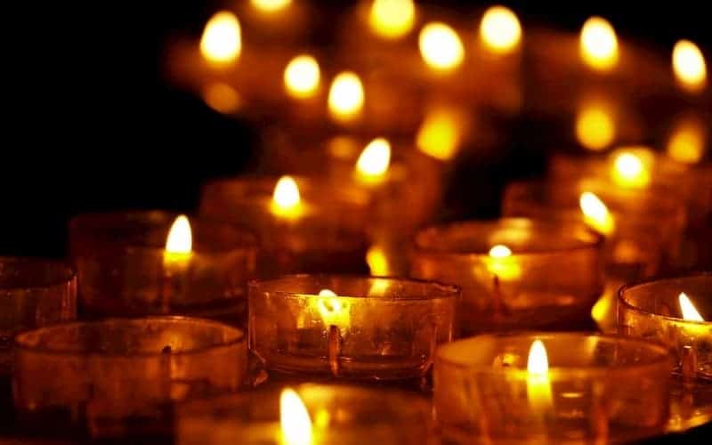 Chuẩn bị lễ vật cầu siêu cho thai nhi tại nhà