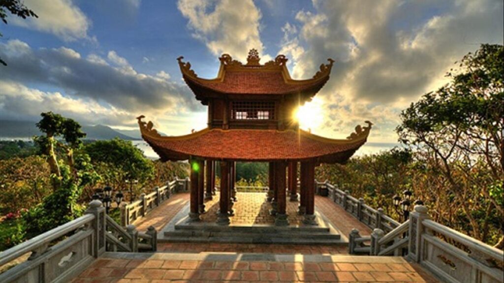 nằm mơ thấy đi chùa