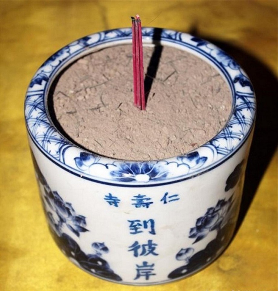 Cách chọn kích thước bát hương phù hợp