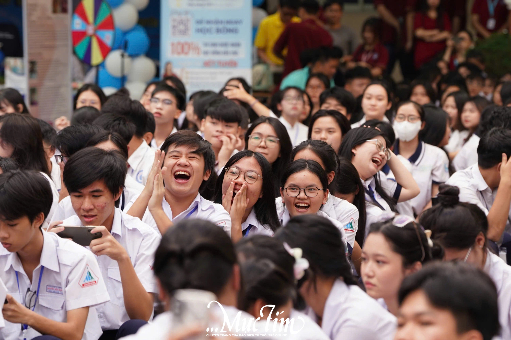 Nằm Mơ Thấy Đi Học Giải Mã Điềm Báo Tốt Xấu & Số May Mắn 2026 3 Nằm mơ thấy đi học muộn