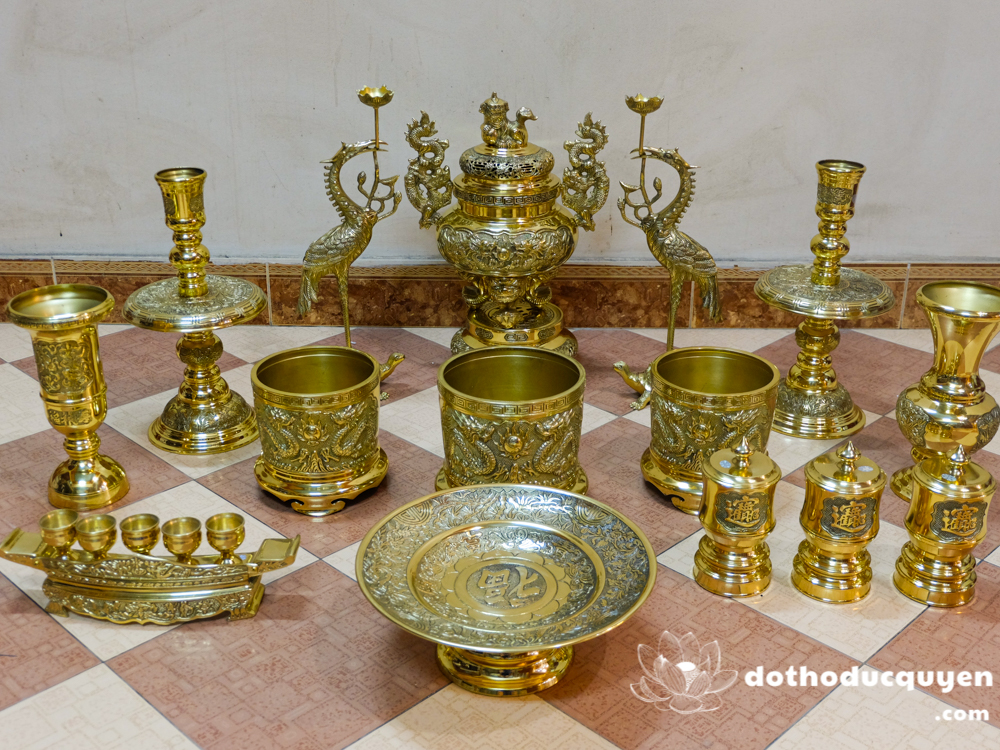 bộ đồ thờ bằng đồng vàng Đài Loan