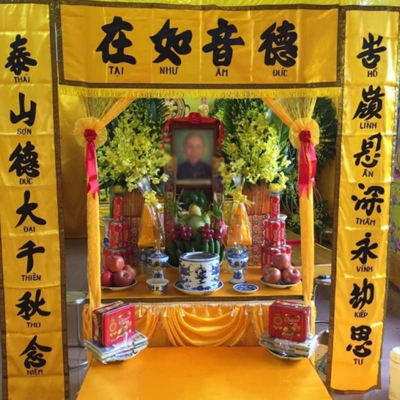 Thời gian thờ cúng trên bàn thờ vong cho người mới mất