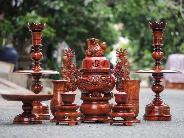 Bộ đồ thờ bằng gỗ 9 món đẹp giá tốt