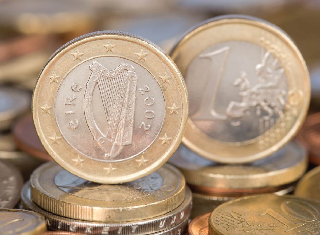 Mơ Thấy Đồng Xu Điềm Gì? Giải Mã Chi Tiết 15+ Giấc Mơ 1 Mơ thấy đồng xu