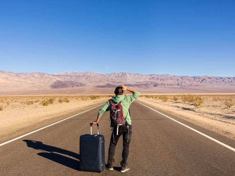 Nằm Mơ Thấy Đi Lạc Điềm Báo Gì? Con Số May Mắn 2026 4 nằm mơ thấy đi lạc cùng người yêu