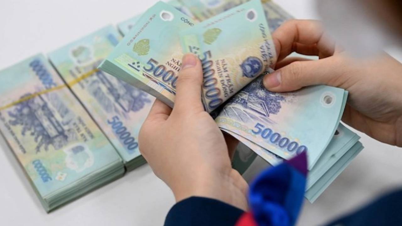 giải mã giấc mơ thấy tiền 500k