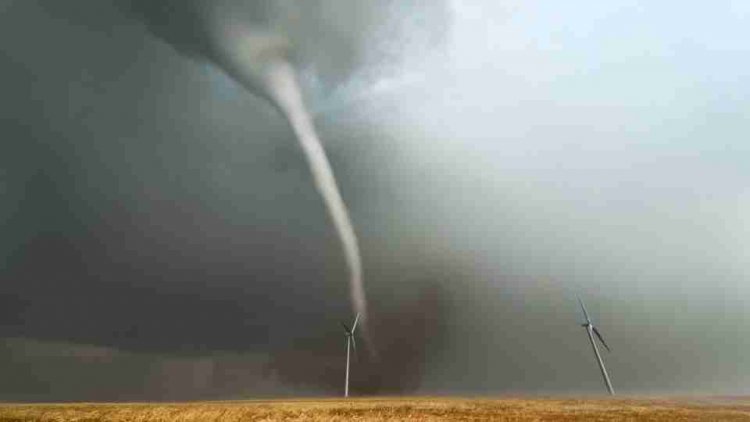 mơ thấy mình bị cuốn vào lốc xoáy