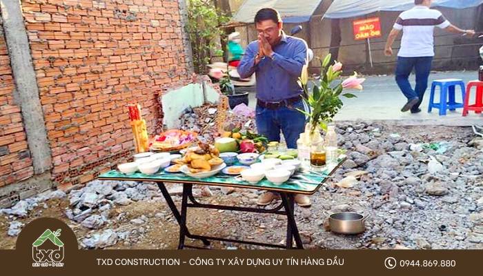 bài cúng mượn tuổi làm nhà