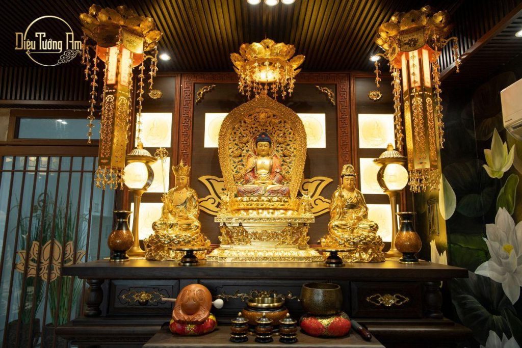 thờ tam bảo tại gia