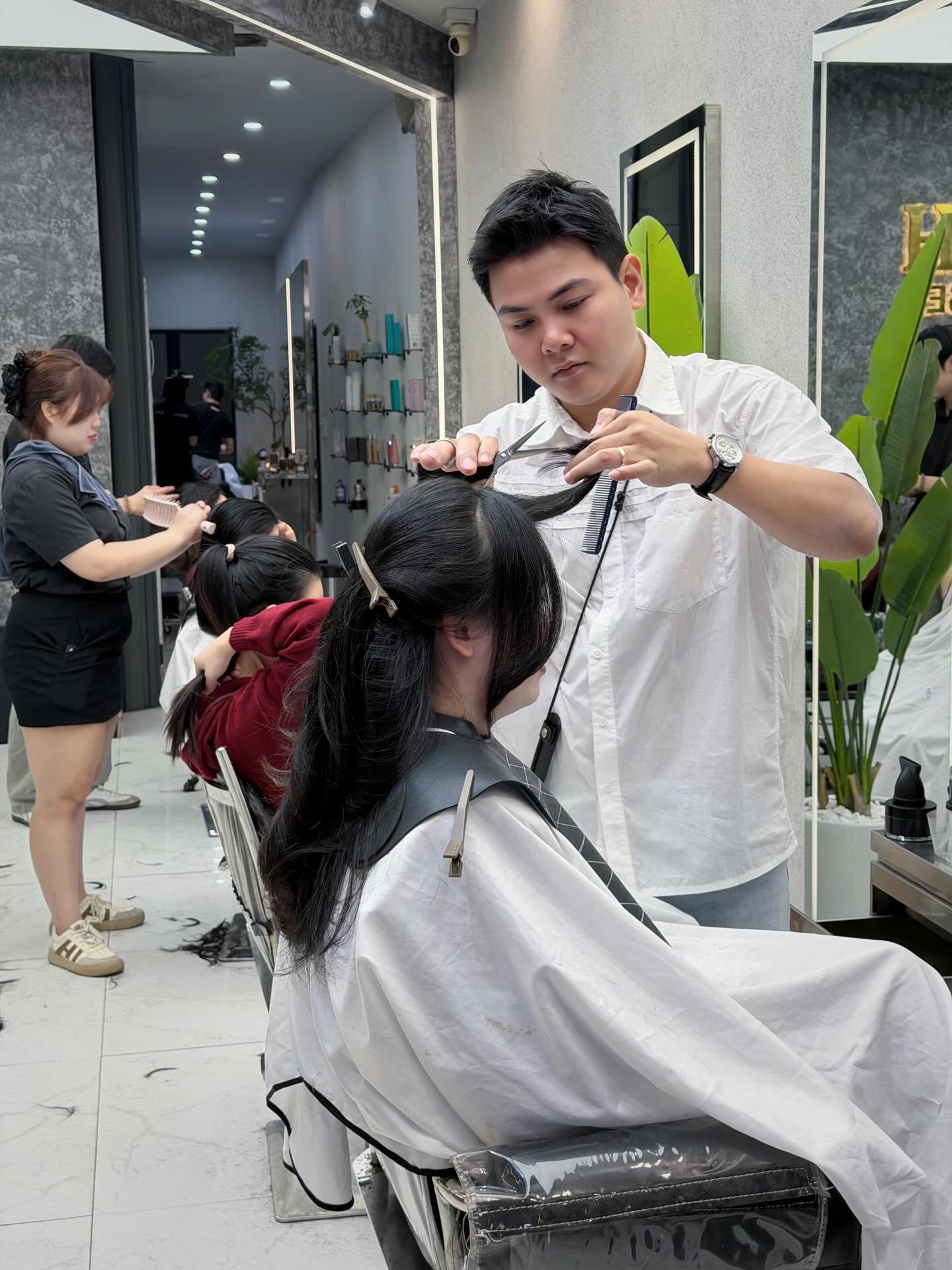 Lịch Cắt Tóc Tháng 2 2026 - Cắt Tóc Đẹp, Đón Tết May Mắn 5 lịch cắt tóc tháng 2 2026