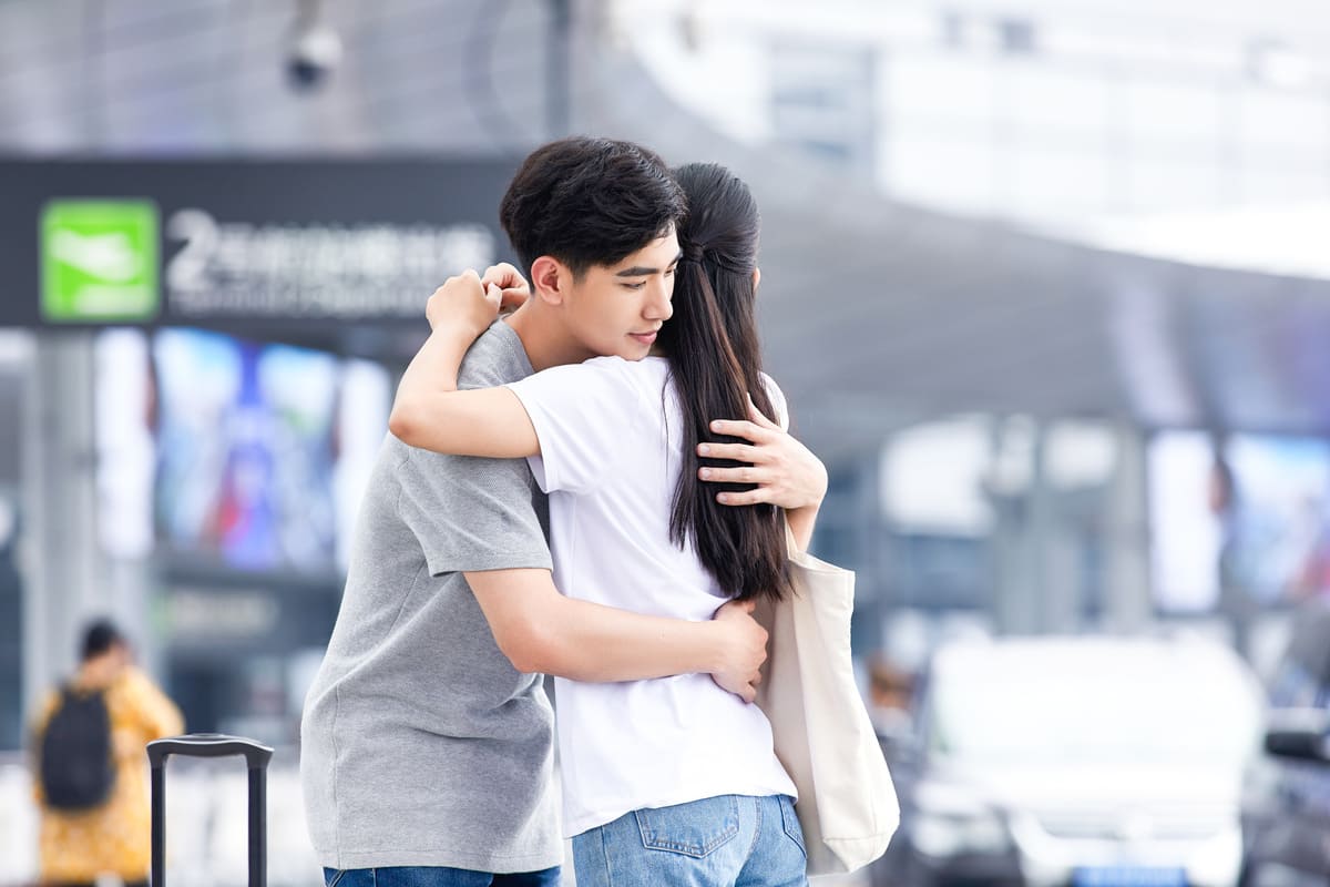 Mơ Thấy Người Yêu Giải Mã Chi Tiết Điềm Báo & Con Số 2026 3 Mơ thấy người yêu cũ