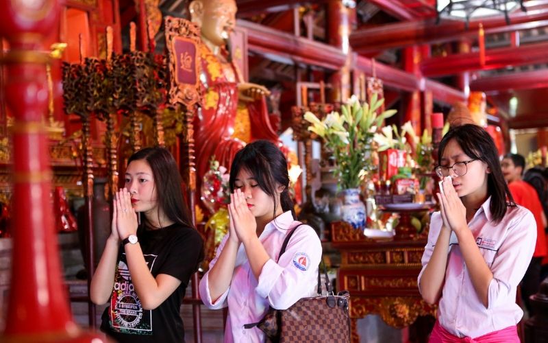 Bài khấn xin thi cử đỗ đạt tại đền chùa