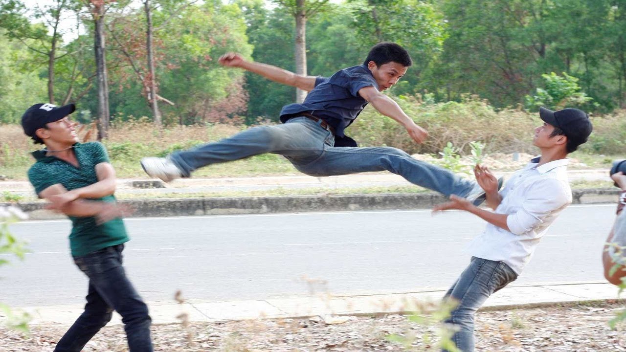 Nằm mơ thấy đánh nhau với người lạ