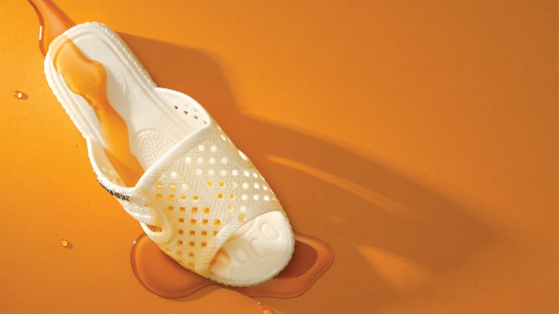 Mơ Thấy Dép Là Điềm Gì 2026? Luận Giải 20+ Điềm Báo & Số Lộc 2 nằm mơ thấy dép