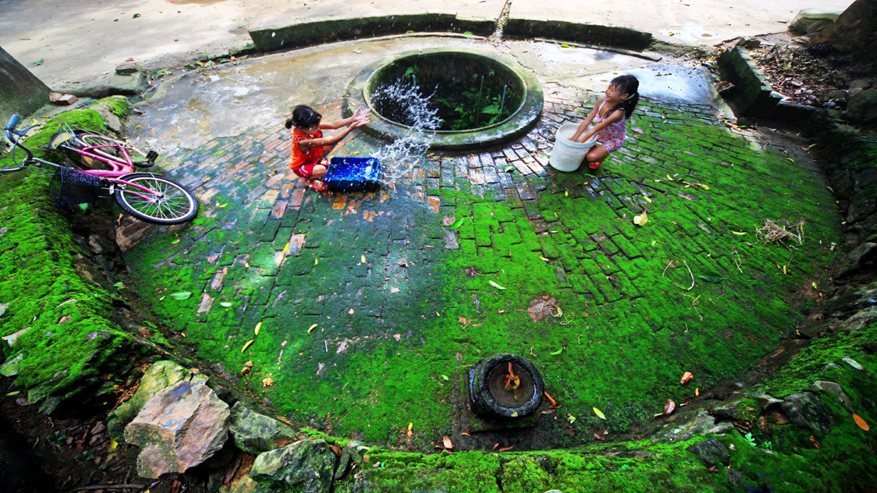 Mơ Thấy Giếng Nước Báo Hiệu Điềm Gì? Luận Giải & Số Đẹp 7 mơ thấy cái giếng cổ