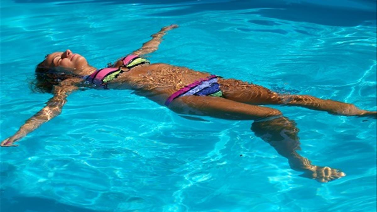 mơ thấy bơi cùng cá