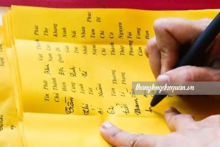 Tổng Hợp 10+ Bài Văn Khấn Âm Hán Việt Chuẩn Nhất 2026 2 văn khấn bằng âm hán việt cúng tất niên