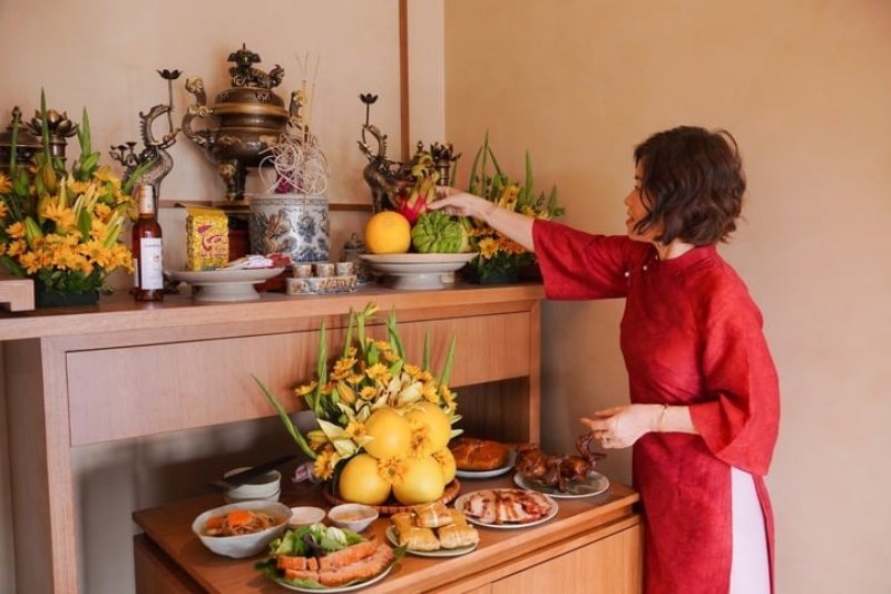 Văn Khấn Bốc Bát Hương Gia Tiên và Thần Linh 2026 Chuẩn Nhất 4 sắm lễ cho bài văn khấn bốc bát hương gia tiên