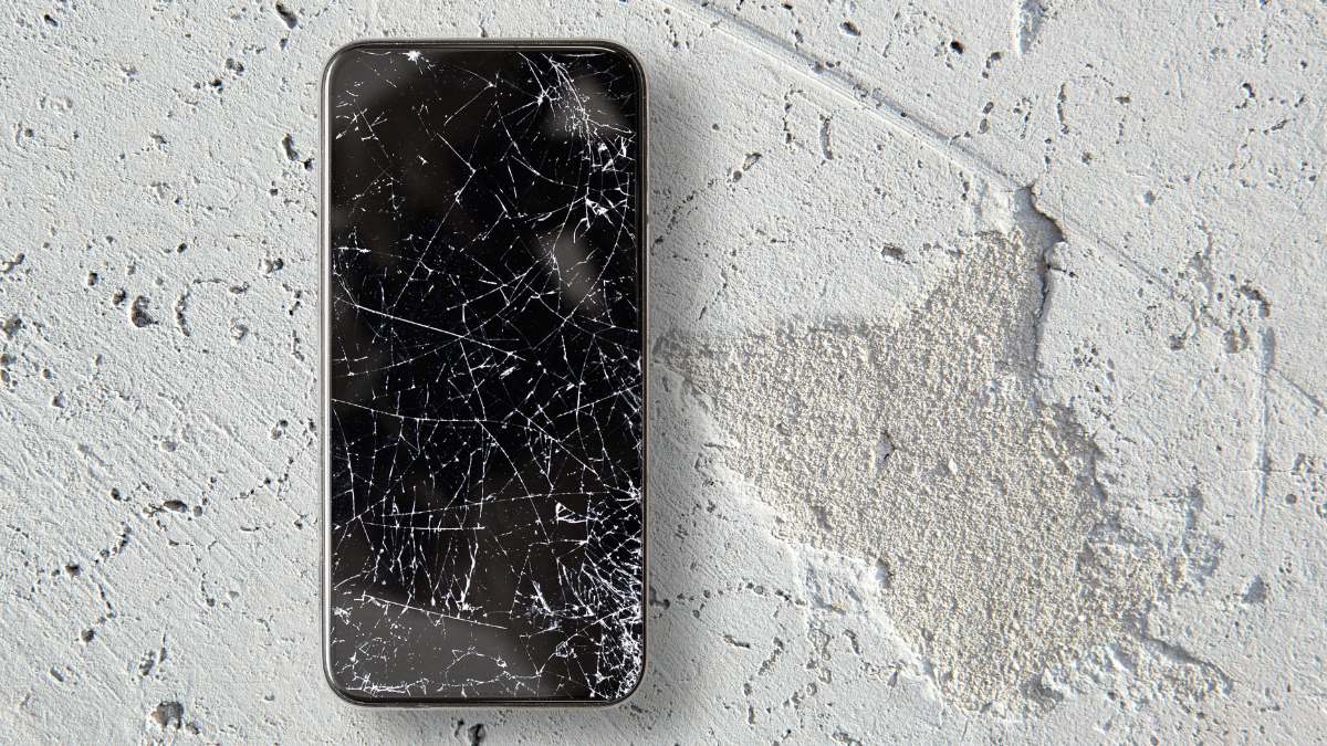 mơ thấy người khác làm vỡ điện thoại