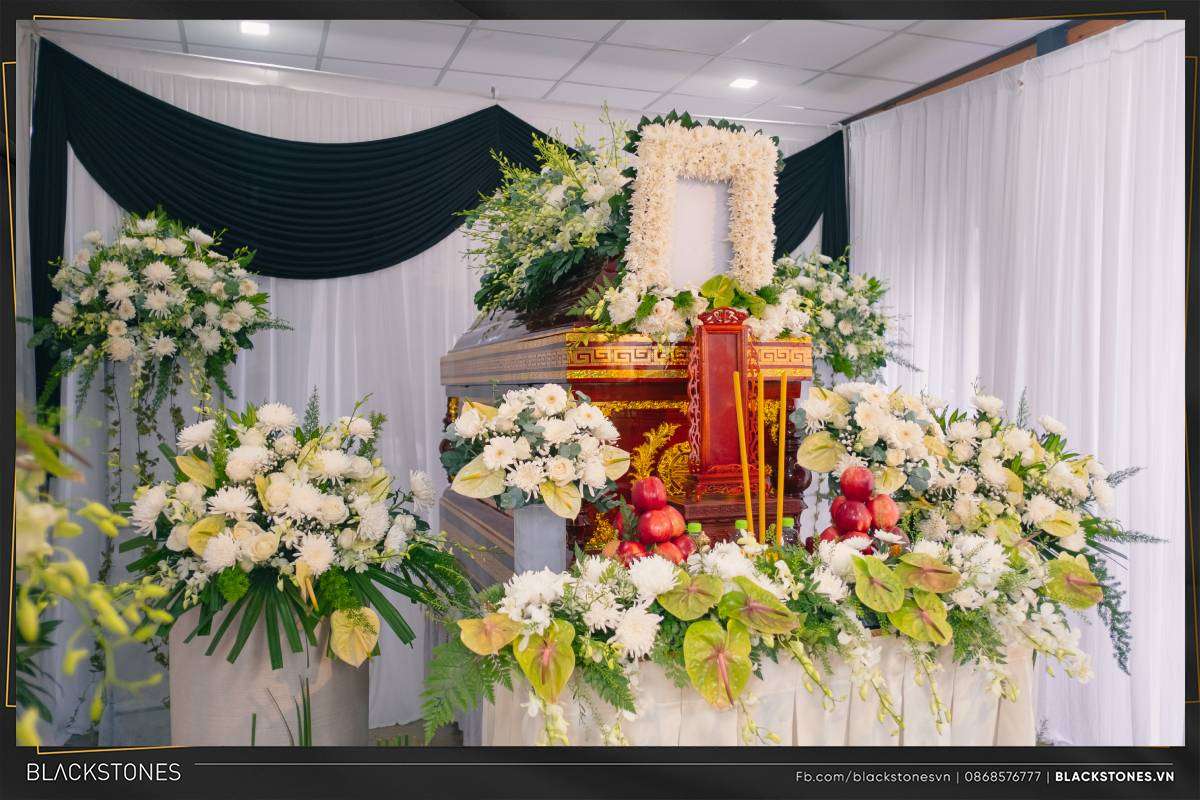 cách hóa giải khi đi đám ma mùng 1 Tết