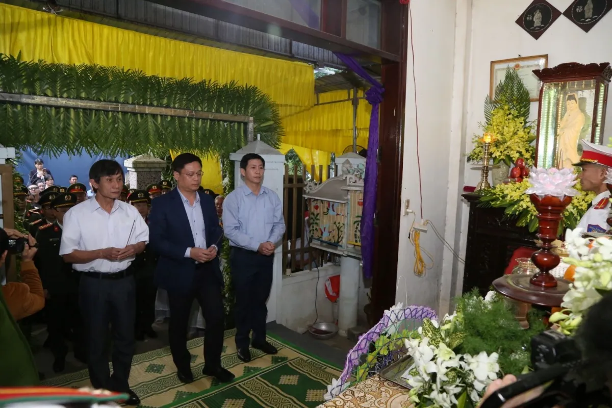 mùng 1 Tết nên đi đám ma được không