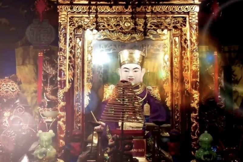 Lễ vật dâng cúng Quan Hoàng Bảy