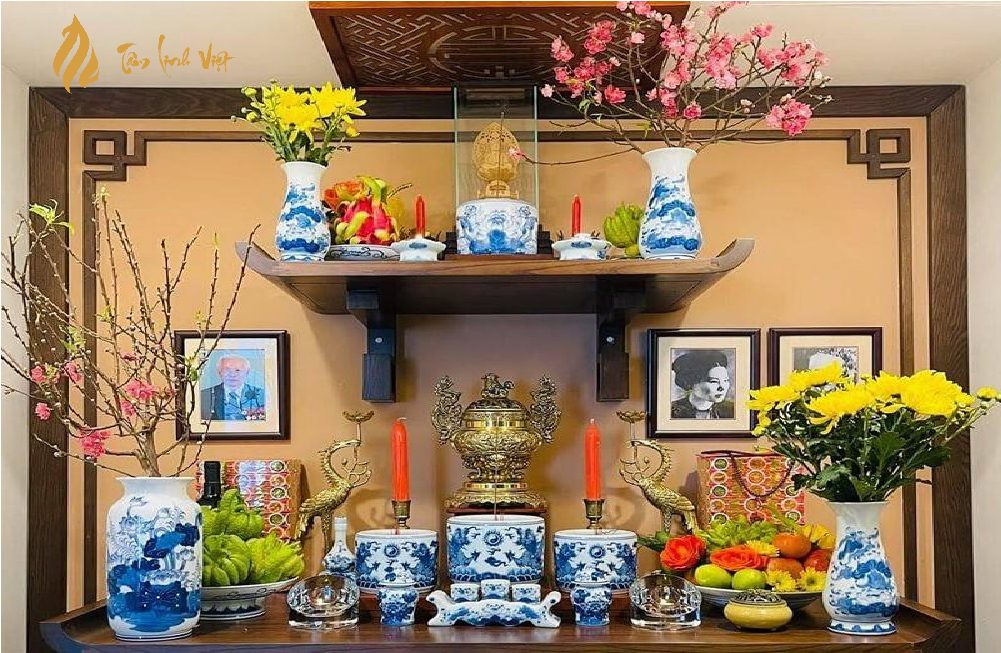 Treo anh phat tren ban tho gia tien la dieu hoan toan binh thuong