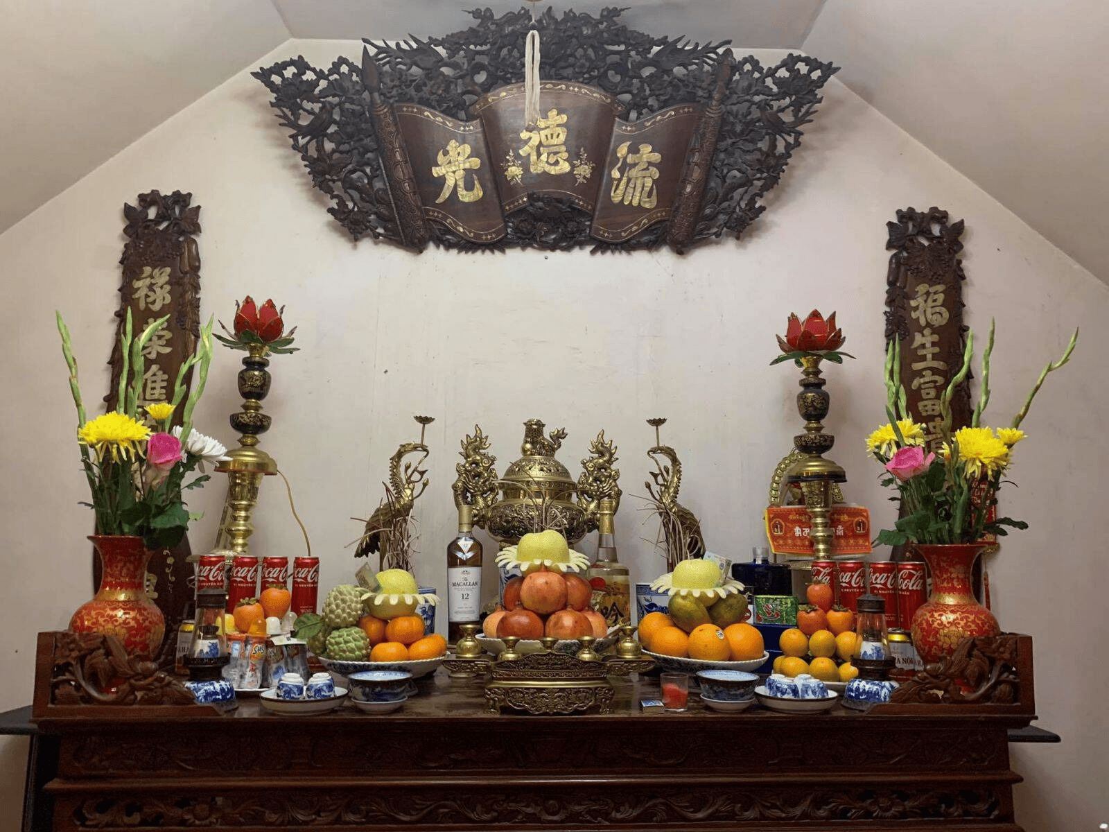 bài trí bàn thờ ngày tết