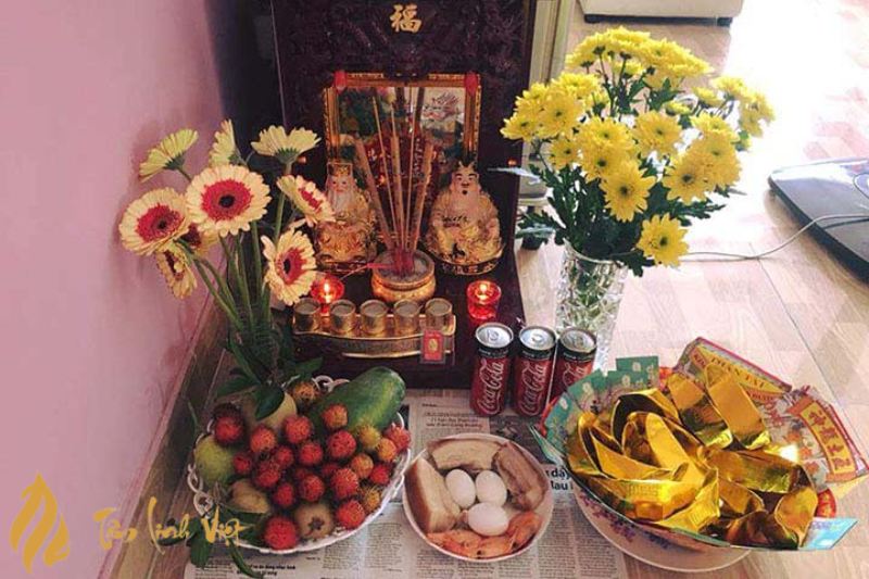 mùng 1 tết nên cúng gì ở bàn thờ thần tài