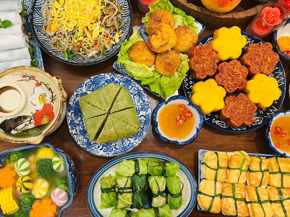 Tổng Hợp Văn Khấn Ngày Rằm Gia Tiên, Thần Tài Chuẩn Nhất 3 Mâm cúng ngày rằm hàng tháng