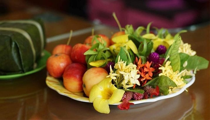 Văn khấn mùng 1 tháng 6 Âm lịch 2026 Gia tiên, Thần linh 2 Bài văn khấn mùng 1 tháng 6 cúng gia tiên