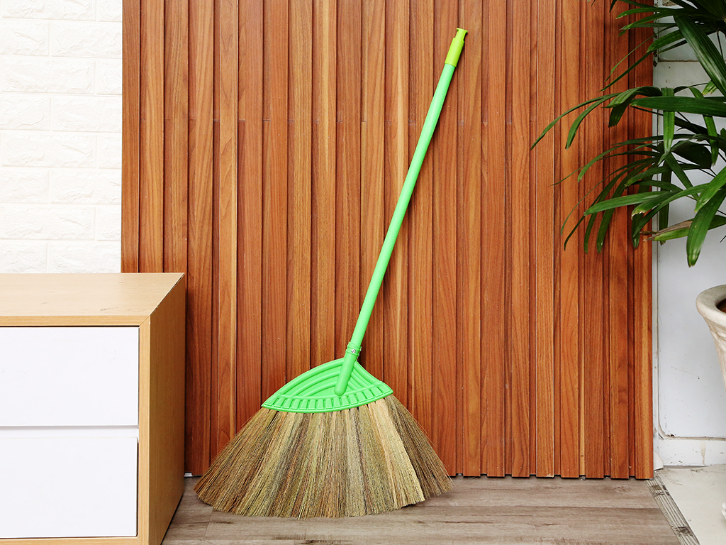 mấy giờ thì được quét nhà ngày mùng 3