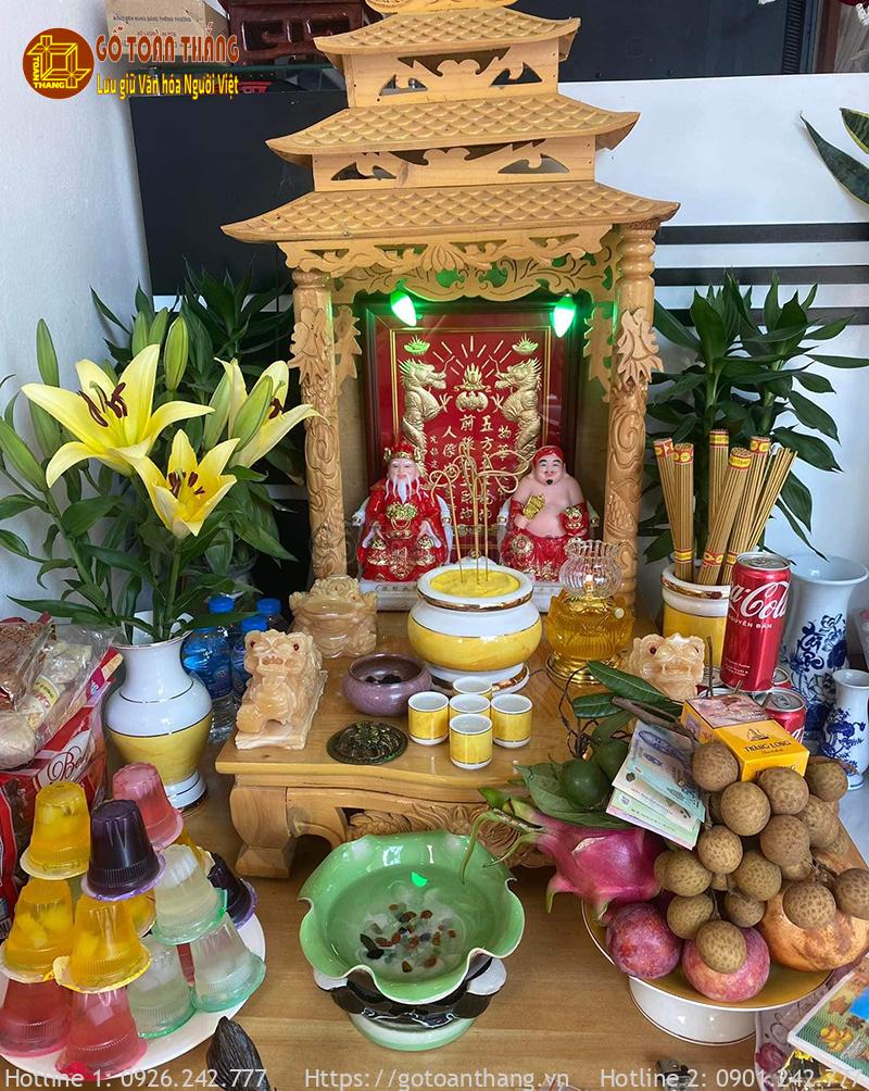 Có nên cắm hoa ly trên bàn thờ