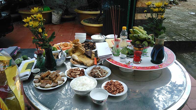 cách sắp xếp mâm cúng tất niên