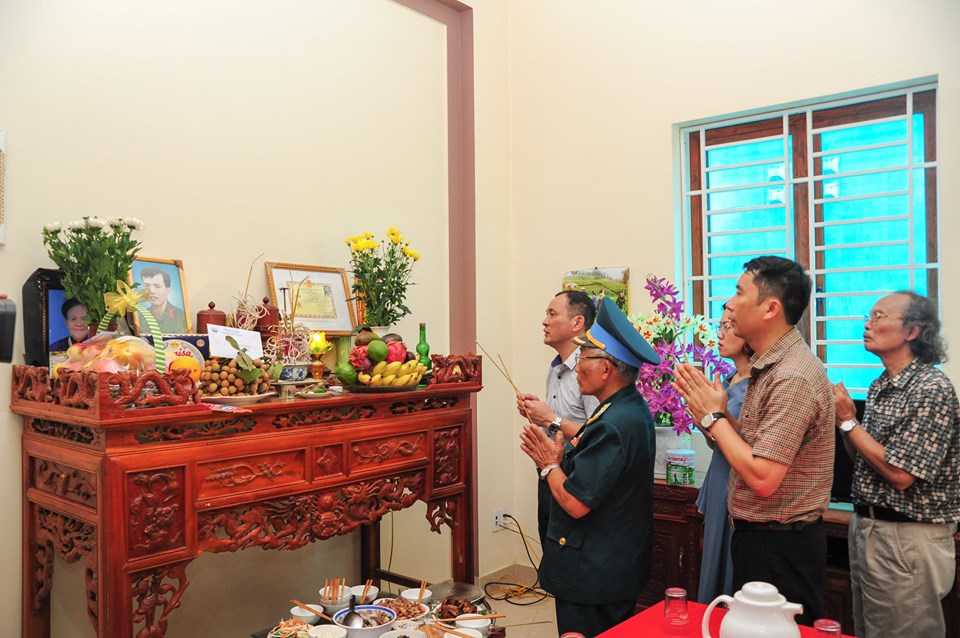 Văn Khấn Liệt Sỹ Tại Nhà Bài Cúng Chuẩn Và Hướng Dẫn 2 hướng dẫn cách cúng liệt sỹ tại nhà