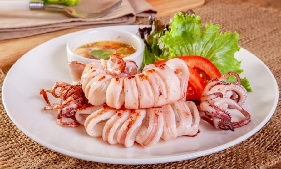 Ăn mực mùng 3 Tết có sao không