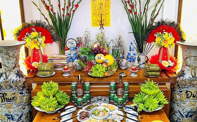 tết cắm hoa gì trên bàn thờ