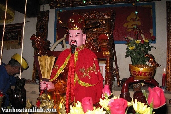 thờ cúng thành hoàng làng