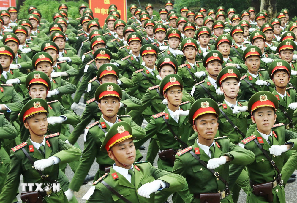 29 tết công an có làm việc không