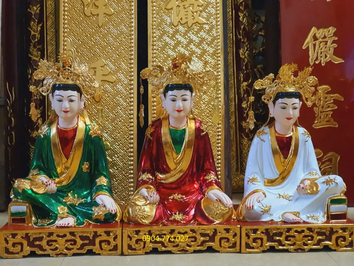 sắm lễ dâng cúng Tam Tòa Thánh Mẫu