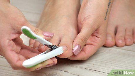 kiêng kỵ cắt móng chân mùng 1 tết