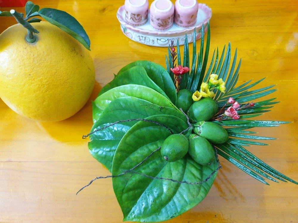 mâm cúng mùng 1 tháng 4