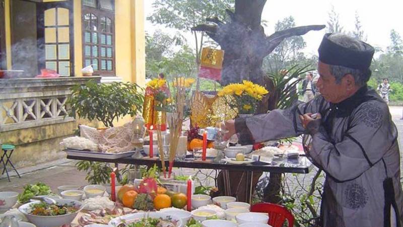 y nghia le hoa vang ngay mung 3 tet la gi cach cung mung 3 dung chuan 202102051120208290