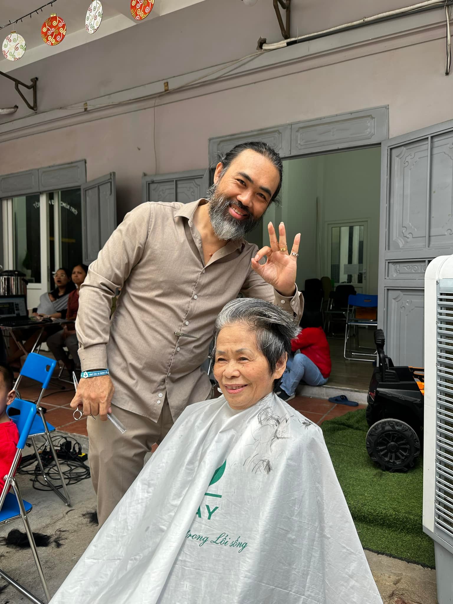 Lịch Cắt Tóc Tháng 3/2026 - Ngày Đẹp, Cắt Tóc May Mắn 4 lịch cắt tóc tháng 3 2026