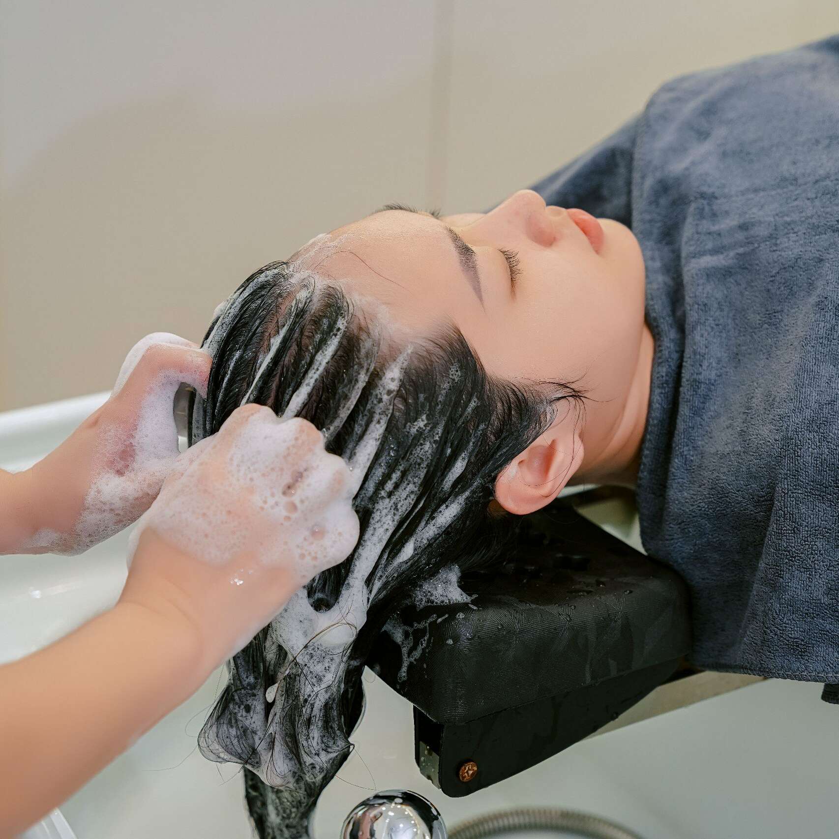mùng 10 có nên gội đầu không